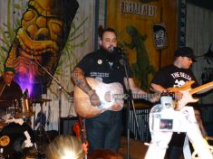 © Copyright by Bee Bop Rebels © by Bee Bop Rebels