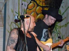 © Copyright by Bee Bop Rebels © by Bee Bop Rebels