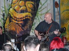 © Copyright by Bee Bop Rebels © by Bee Bop Rebels