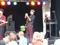 © Copyright by Bee Bop Rebels © by Bee Bop Rebels