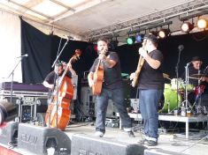 © Copyright by Bee Bop Rebels © by Bee Bop Rebels